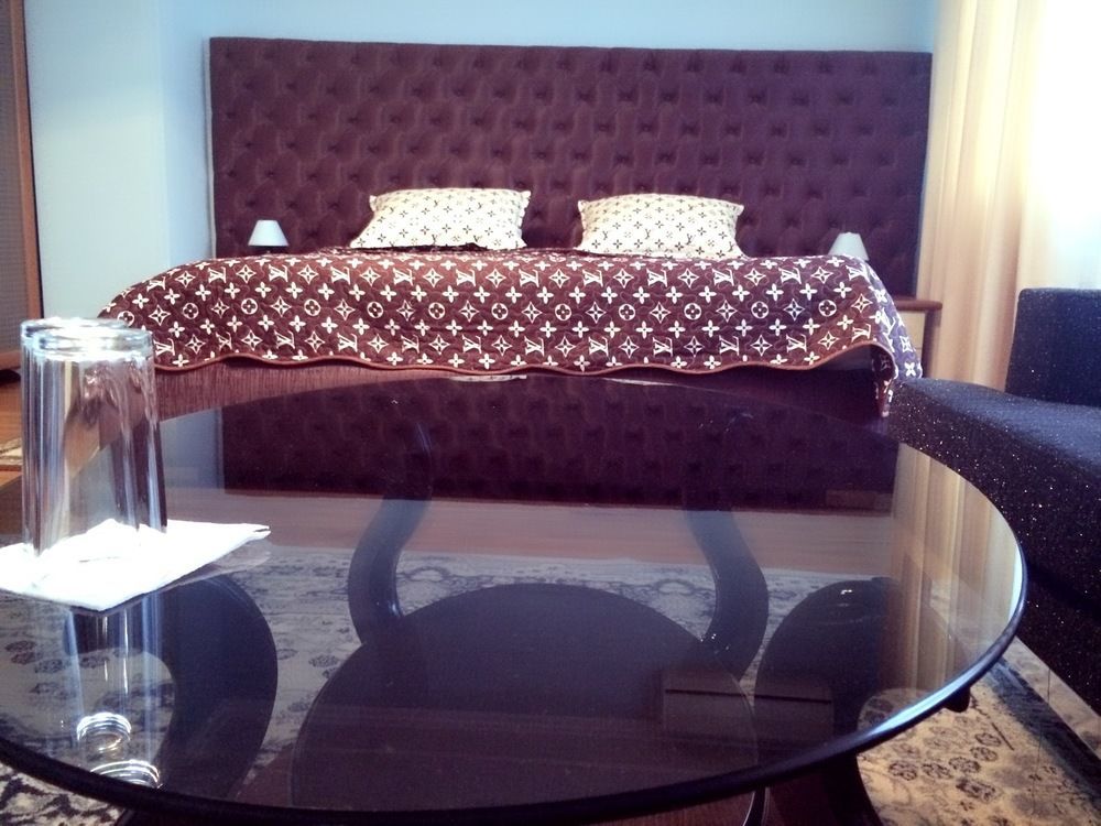 Dream Hotel Chişinău Esterno foto