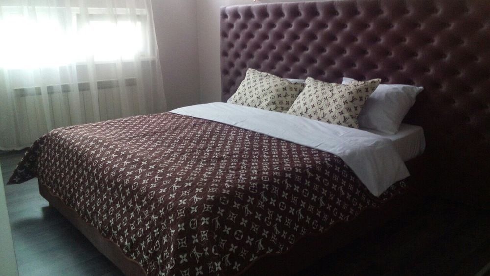 Dream Hotel Chişinău Esterno foto