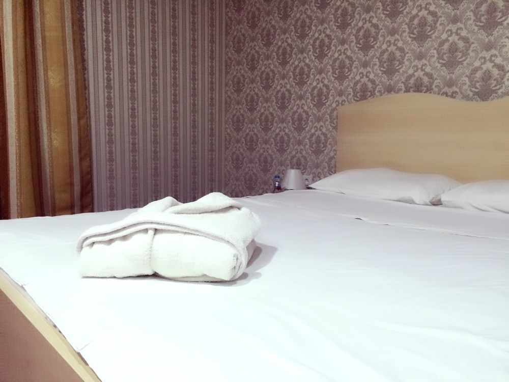 Dream Hotel Chişinău Esterno foto